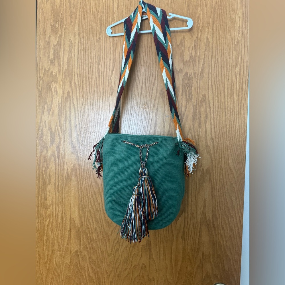 Handmade Woven Colombian Crossbody Bucket Bag with Tie